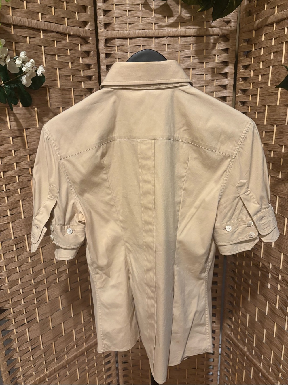 Vintage Dolce & Gabbana Cream Short-Sleeve Button-Down Shirt - Picture 2 of 7